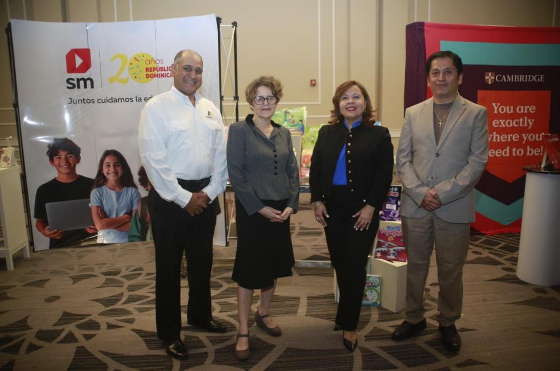 SM y cuatro casas editoras firman alianza para elevar la calidad educativa en la República Dominicana