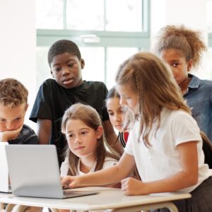 Información y alfabetización B2 - Exclusivo Fundación Escolapias Montal