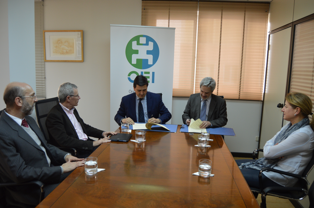 La Fundación SM y la OEI firman un acuerdo para promover la educación en Iberoamérica